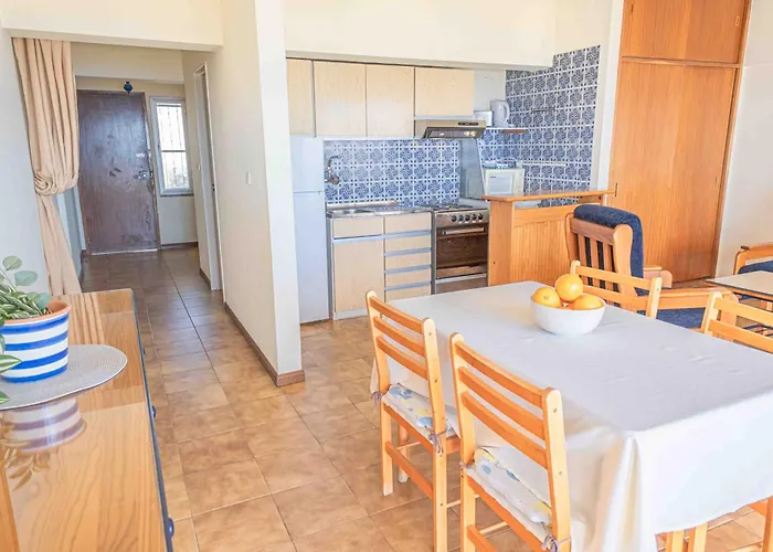 Sea View 1b Apartment *